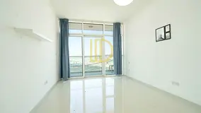 Vacant - Kitchen Equipped - Open View - Mid Floor