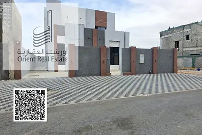 فيلا  للبيع في عجمان منطقة الحليو 2 الفيلا مكونة من G+1، ,  مجلس,   صالة  3  غرف ماستر مع خزائن، مطبخ كبير غرفة خادمة , روف