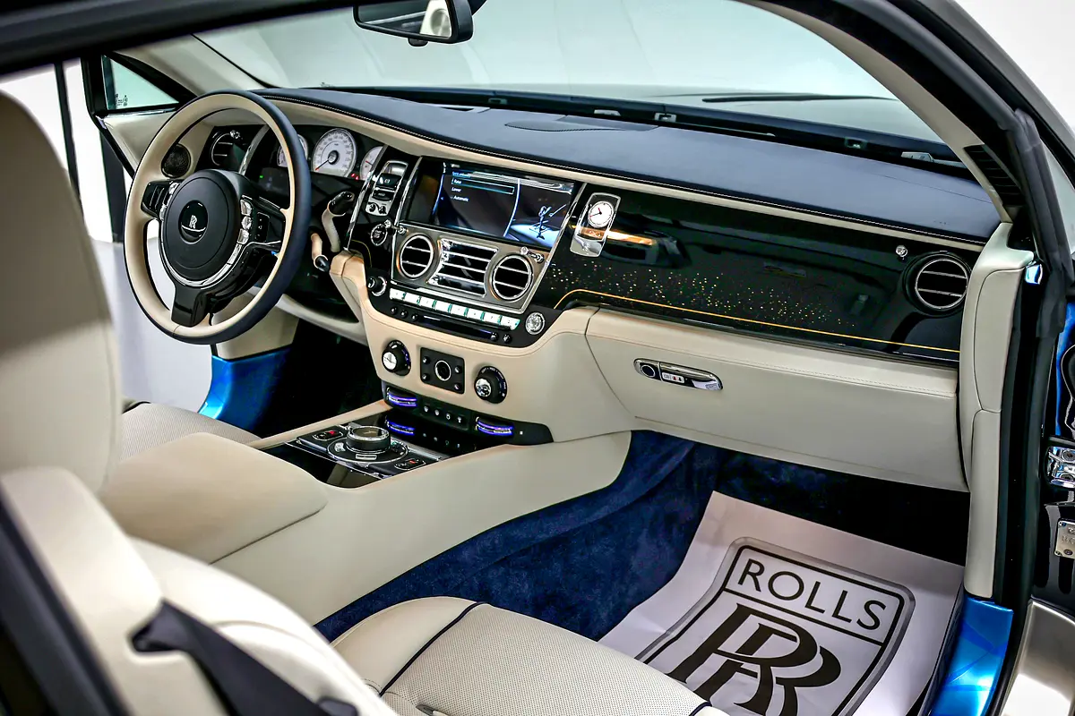 رولز-رويس رايث 2023