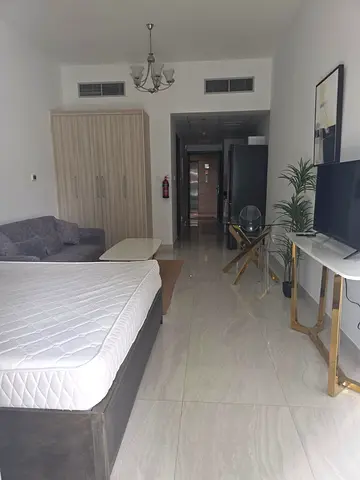 FURNISHED | HIG FLOOR | VACANT