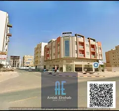 A golden investment opportunity: a fully rented building with a high return in a strategic location.