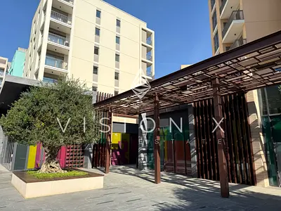 Bright | Peaceful Vibe | Ideal Living