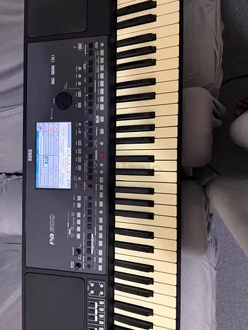 Korg PA 600 QT (Oriental)
