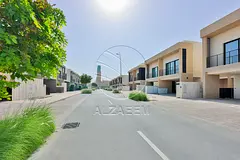 √Corner Single Row! Biggest 2BR Plot in Yas Acres√