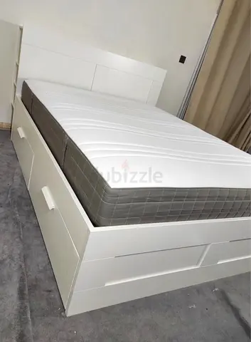 IKEA brimnessqueen size 160×200cm bed frame with headboard+ 4 big storage drawers with IKEA mattress