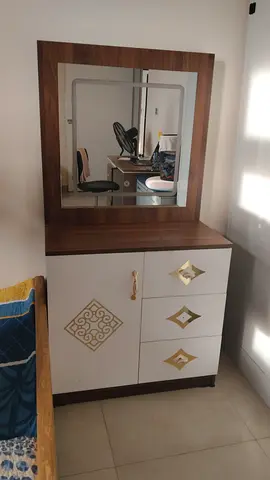 Stylish Dresser with Mirror