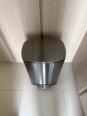 Stylish Silver Kitchen Trash Can