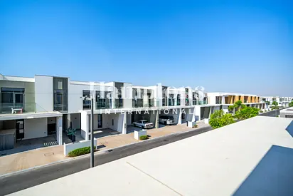 Single Row | Near to Pool Gym | Vacant