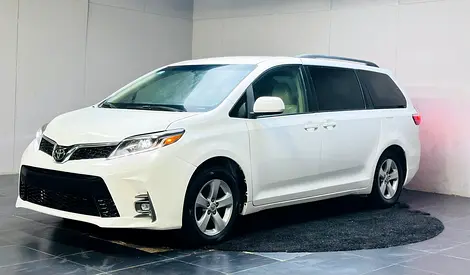 2014 Toyota Sienna LE - American Specs