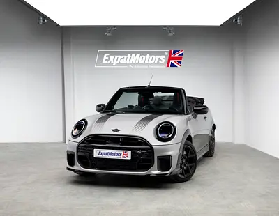 Low Mileage • FDSH • Mini Warranty + Service Contract • GCC