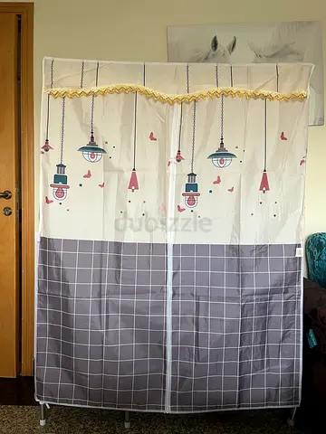1.3m*1.7m Closet/wardrobe. Very good quality
