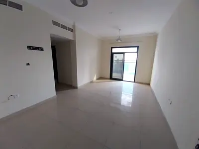 🏡 فرصة مميزة للإيجار في النعيمية – عجمان شقة غرفتين وصالة بموقع ممتاز في النعيمية الخلفي بجوار فندق العين، وقريبة جداً من مخرج الشارقة، مما يوفر سهول
