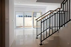 STYLISH 4BHK| CLOSED KITCHEN| AVAILABLE MID APRIL