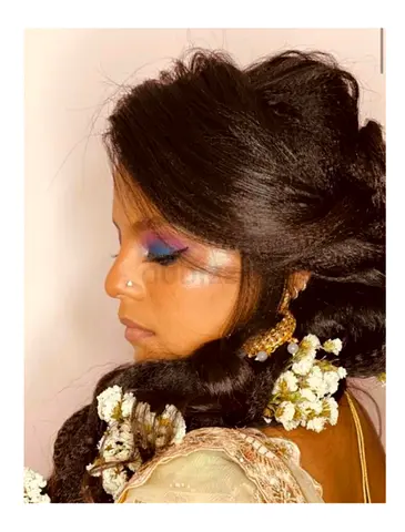 Where Art Meets Elegance – Makeup by a Pro