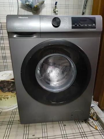 Hisense Front-Load Washing Machine - Working