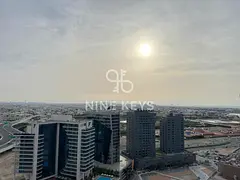 FURNISHED LARGE STUDIO | HIGH FLOOR | BALCONY | CANAL &amp; SKYLINE VIEW