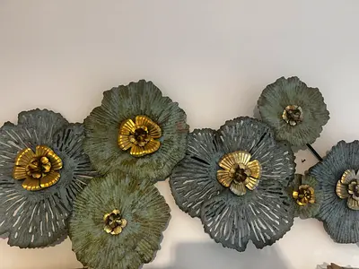 Wall decor accent 2 items