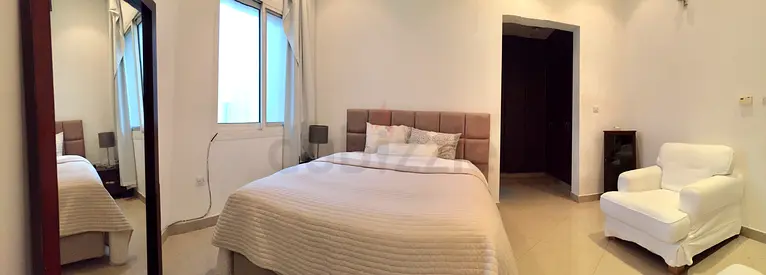 Cozy Room by the Beach