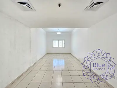 Family living ! 2BR Huge Hall and both master bedroom with balcony open view oud metha