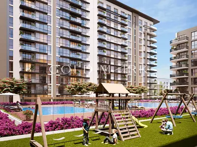 Huge Terrace | Podium | On The Park