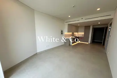 GOLF VIEWS | 12 CHEQUES | BRAND NEW |