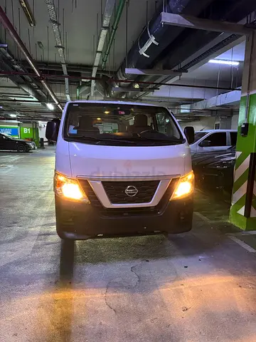 Nissan Urvan NV350 2018 - GCC Specs - Reliable and Spacious