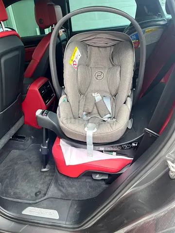 Cybex Infant car seat with Cybex ISOFIX base + Cybex stroller