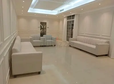 High-End Luxury Sofa – Elegant Finish