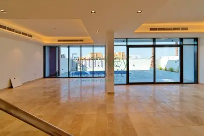 Modern 4 BR Maids Villa With Private pool