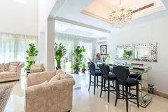 Upgraded | Fully Furnished | Vacant