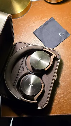 Bowers  Wilkins Beoplay H95 headphones.