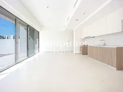 Park View | Middle Kitchen | Vacant on Transfer