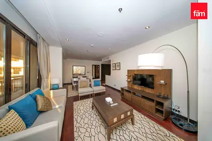 Vacant Resort Style Living Full Sea View