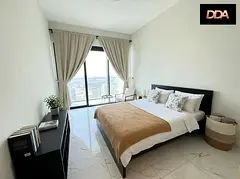 SZR VIEW | MODERN STUDIO | MULTIPLE CHEQUES