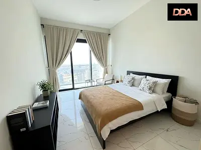 SZR VIEW | MODERN STUDIO | MULTIPLE CHEQUES