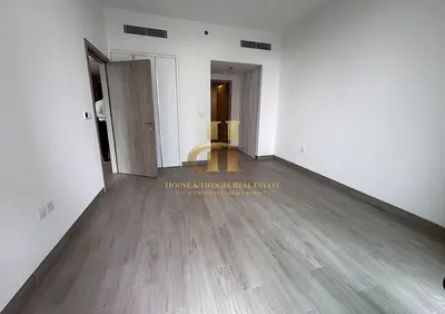 Prime Location | Ready To Move | Spacious Layout
