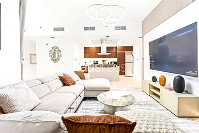 Pool View I Vacant I Spacious | 12 Cheques