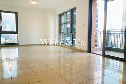 Vacant soon | Midfloor | Large Layout