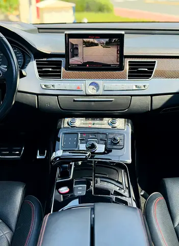 2016 AUDI S8 — миниатюра 18