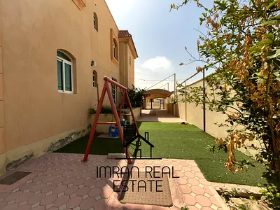 Suspecious 4BR Villa Built in Wardrobe, Big Majlis