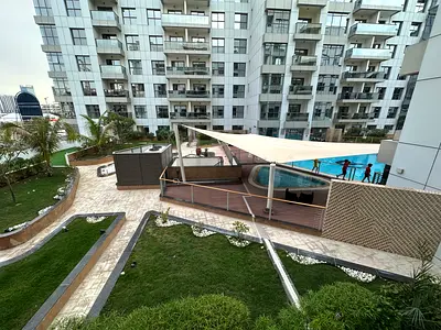 Luxury Room for Ladies Only | 3BR Apartment Near Miracle Garden