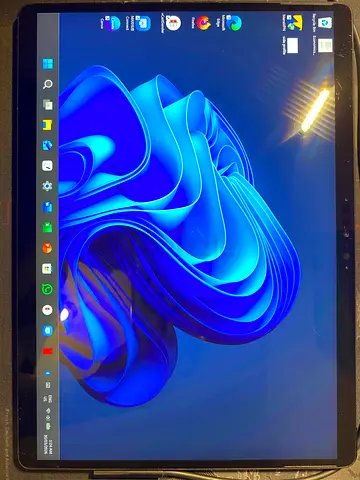 Surface Pro 8 256gb i7 16gb RAM **PRICE DROP**