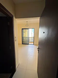 Studio apartment for annual rent in Al Aaliyah, Ajman. Central air conditioning, maintenance include
