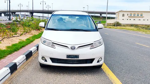 2020 Toyota Previa SE - GCC Specs - Excellent Condition