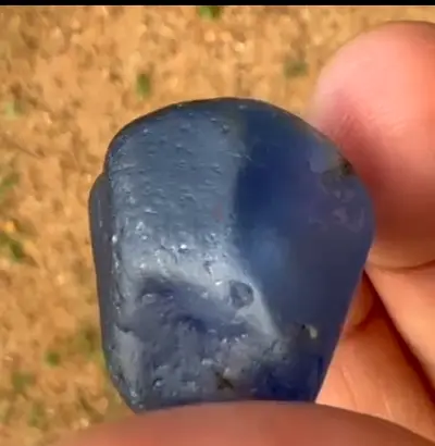 Natural blue sapphire 160ct