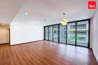 Modern 1 bedroom | Prime Location | Ready