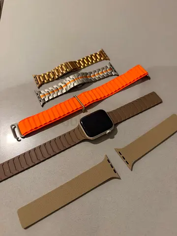 Apple Watch Series 8 in Good Condition with Charger and Extra Straps