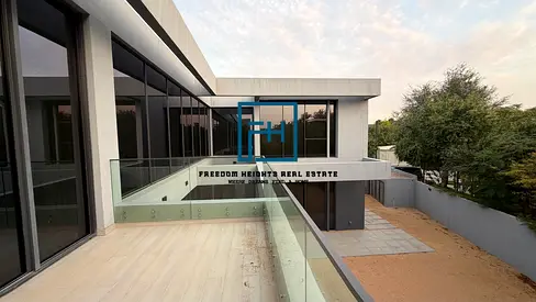 فيلا زاوية بخمس غرف نوم مطلة على الغابة | طابق أرضي + طابق أول | مجمع سنديان - ماسار | جديدة كلياً | جاهزة للسكن | عرض خاص للبيع