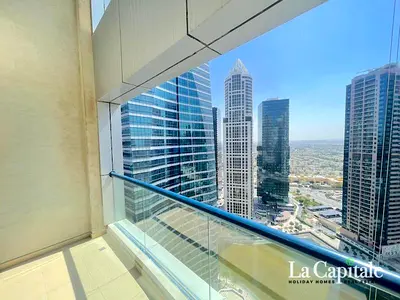 DUPLEX | NEXT TO METRO | HIGH FLOOR | VACANT