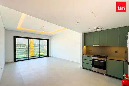 HighFloor | Brand New | Appliences included